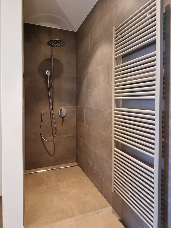 Terrassenwohnung an Top Panorama Lage mit unverbaubarer Berg- und Seesicht 16