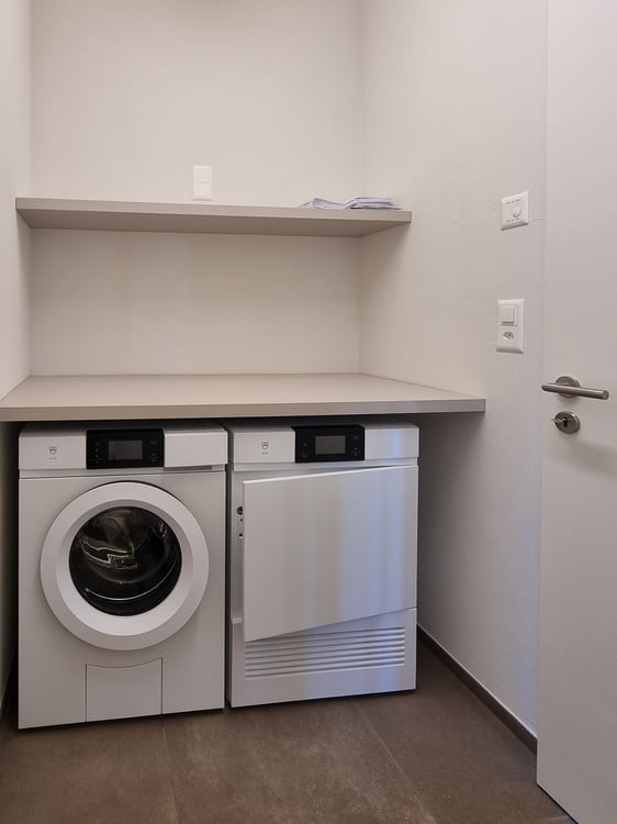 Terrassenwohnung an Top Panorama Lage mit unverbaubarer Berg- und Seesicht 18