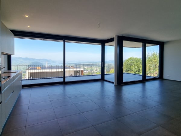 Terrassenwohnung an Top Panorama Lage mit unverbaubarer Berg- und Seesicht 12