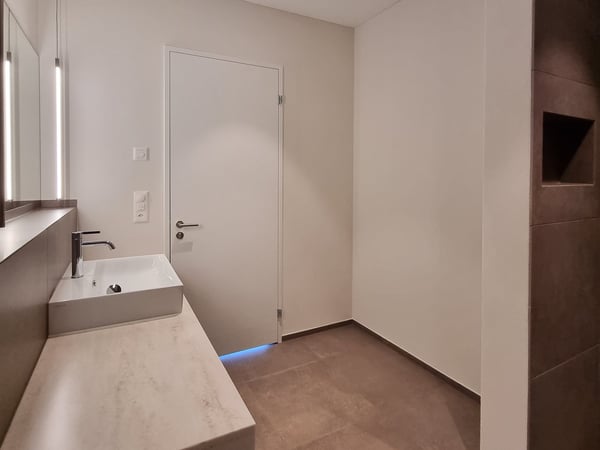 Terrassenwohnung an Top Panorama Lage mit unverbaubarer Berg- und Seesicht 17