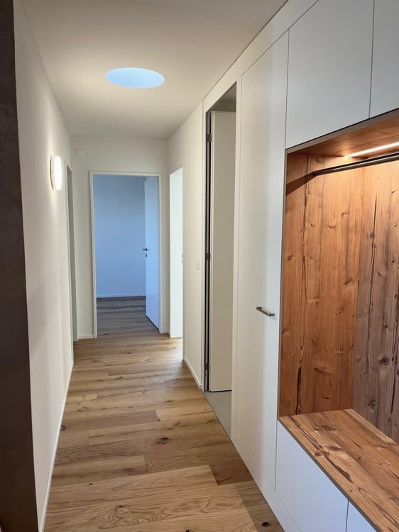 Modern renoviertes 1.5-Zimmer-Einfamilienhaus in Sins – ideal für Familien & Paare 6