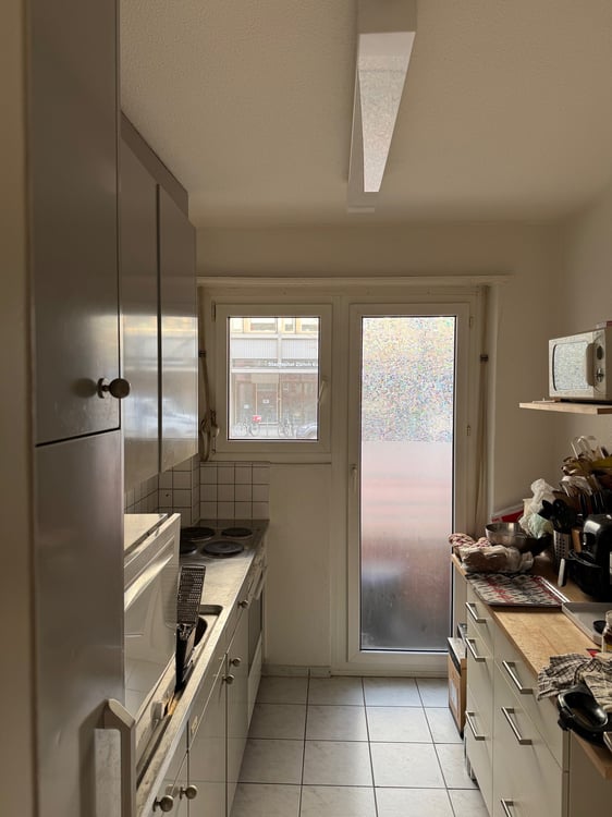 Furnished 1.5-room Apt. for long sublet / möbliertes 1.5-Zi. Wohnung zur Langzeituntermiete 4