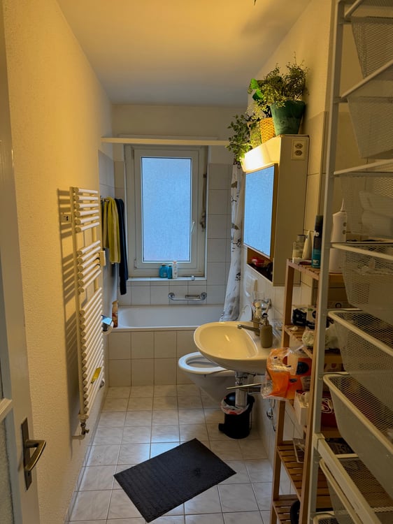 Furnished 1.5-room Apt. for long sublet / möbliertes 1.5-Zi. Wohnung zur Langzeituntermiete 5