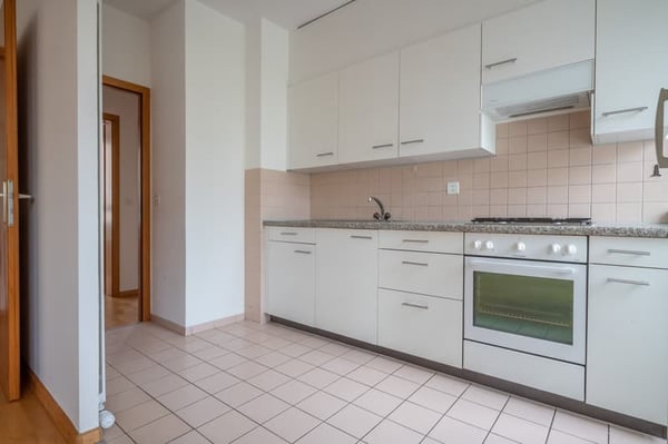 Grosszügige Dreizimmerwohnung nahe Wettsteinplatz 2