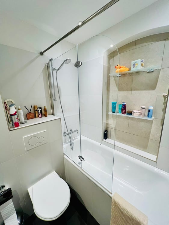 1.5-Room Apartment in the Heart of Zürich (1704) 5