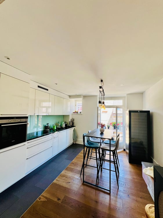 1.5-Room Apartment in the Heart of Zürich (1704) 4