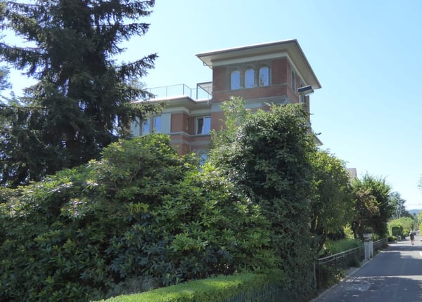 Traumhafte 1.5-Zimmer-Attikawohnung mit Seeblick in Rüschlikon 2