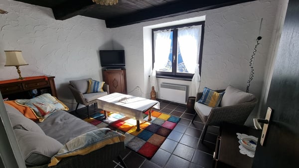 Meublierte 1 ZiWohung Ferien Tessin // Appartement meublé 1 pièces Vacances 4