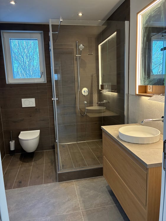 Newly built modern 1.5-Room apartment with a large terrace and great views 5