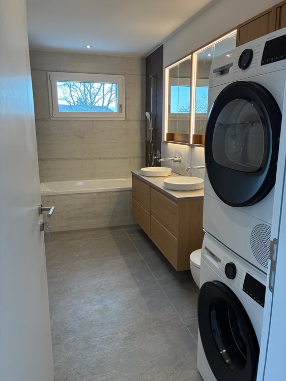 Newly built modern 1.5-Room apartment with a large terrace and great views 4