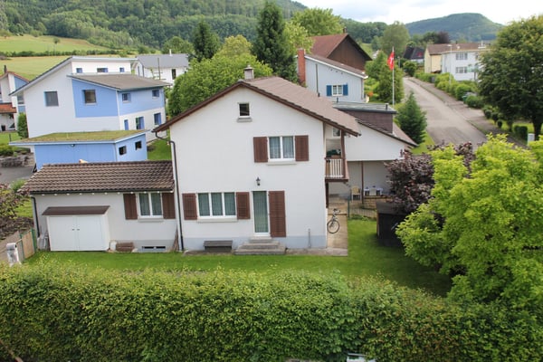 Grosse 1.5-Zimmer-Wohnung (EG) in 2-Fam.-Haus in Frick 5