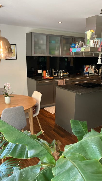 (DE)🌿 120 m² hell am Waldrand – 1.5 Zimmer, Balkon mit Aussicht, sehr ruhig🌿 8