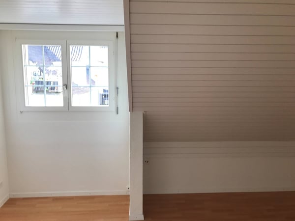 Charmantes 1.5-Zimmer-Eckreihenhaus in sonniger Zentrumslage in Lachen SZ mit Seenähe 13