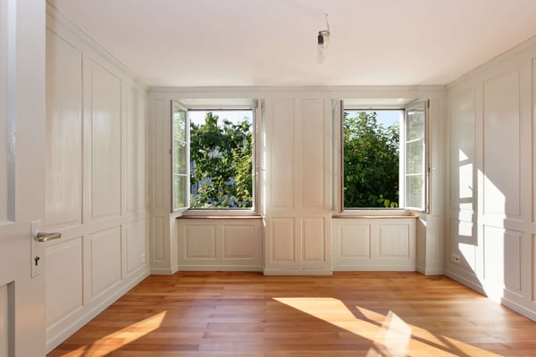 Charmantes 1½-Zimmer-Haus mit Seesicht & Gartensitzplatz – 2 Min. zur S-Bahn 3