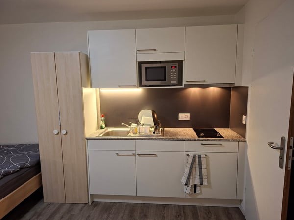 Grand studio à la Maladière 2