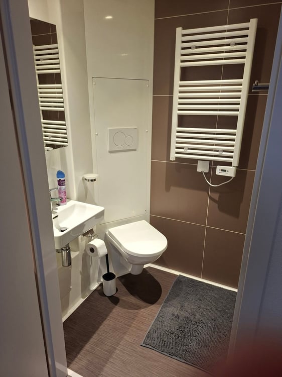 Grand studio à la Maladière 3