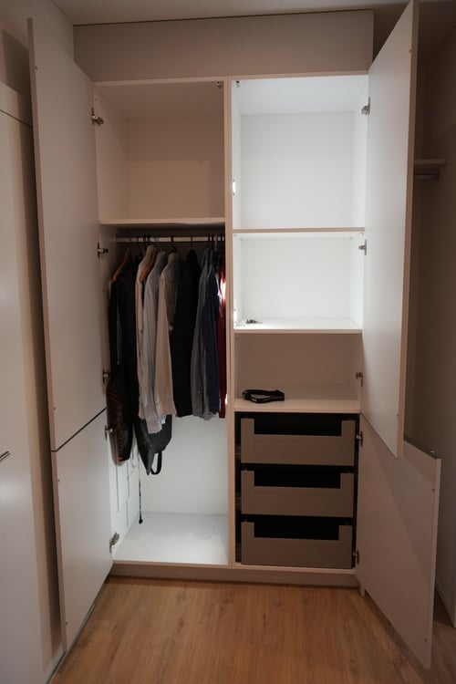 Moderne 1.5-Zimmer Maisonette Wohnung im Dachgeschoss 12