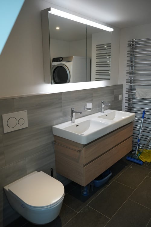 Moderne 1.5-Zimmer Maisonette Wohnung im Dachgeschoss 25