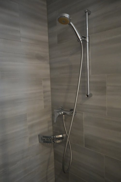 Moderne 1.5-Zimmer Maisonette Wohnung im Dachgeschoss 15