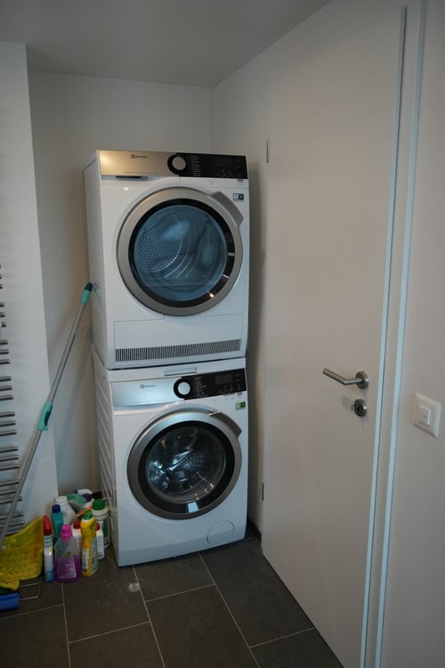 Moderne 1.5-Zimmer Maisonette Wohnung im Dachgeschoss 26