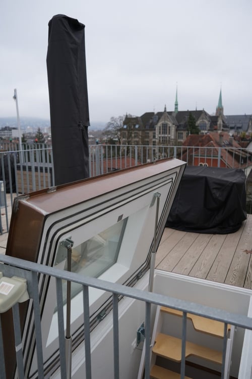 Moderne 1.5-Zimmer Maisonette Wohnung im Dachgeschoss 28