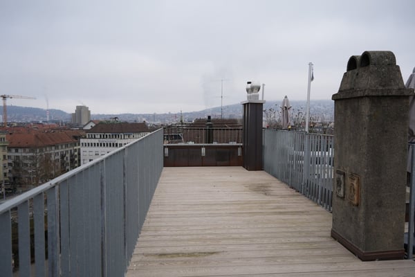 Moderne 1.5-Zimmer Maisonette Wohnung im Dachgeschoss 30