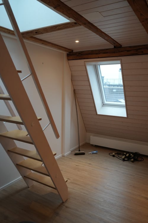 Moderne 1.5-Zimmer Maisonette Wohnung im Dachgeschoss 21