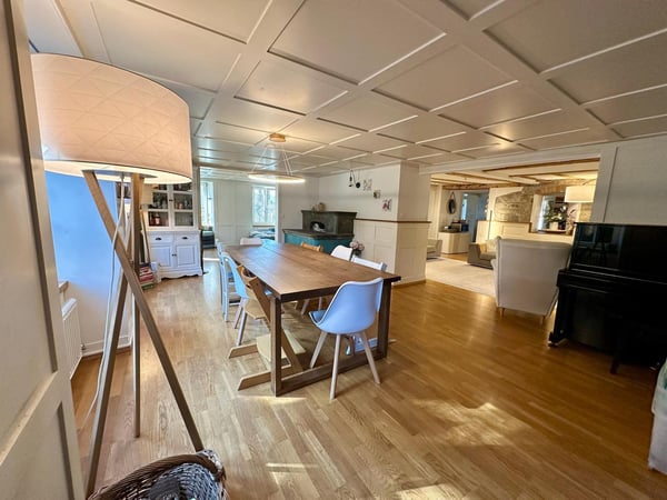 Exklusive 1.5-Zimmer-Wohnung mit privatem Garten in Männedorf 2