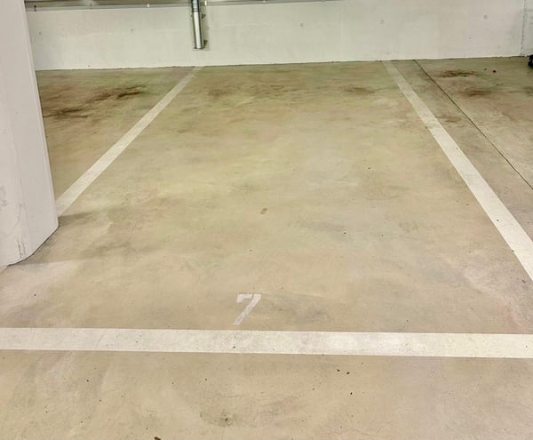 Tiefgaragenplatz an zentraler Lage in Zollikon 2
