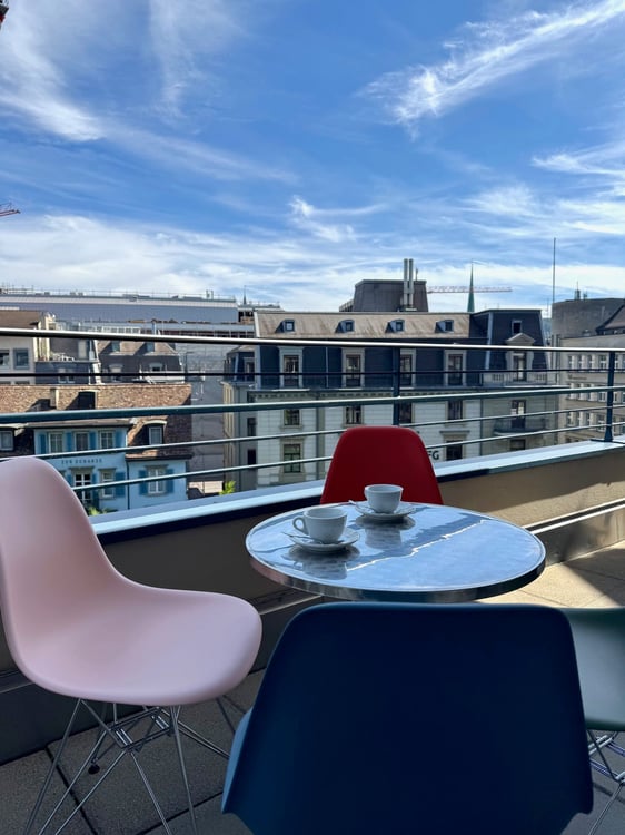 Moderne Bürofläche am Bleicherweg 10 in Zürich 6