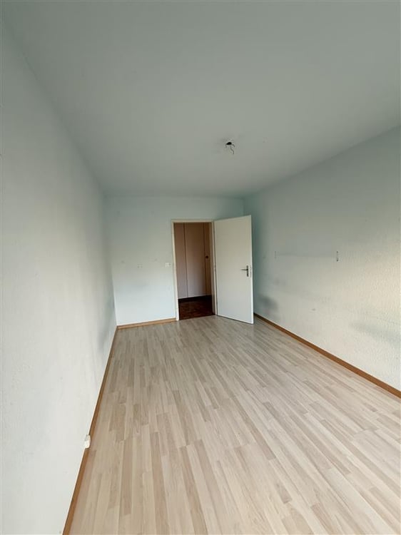 Grosszügige 1.5-Zimmer-Wohnung mit Balkon in Schlieren 11