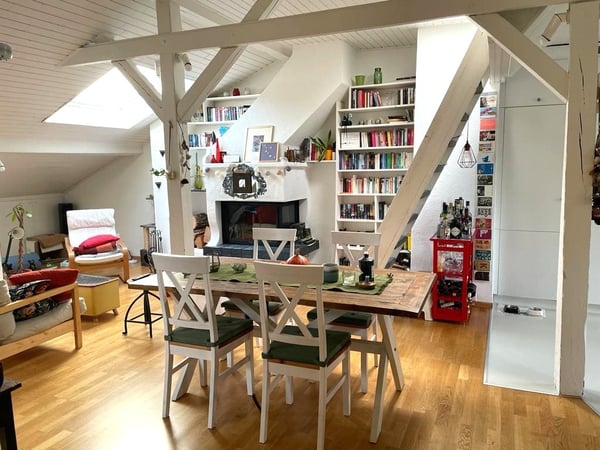 Wunderschöne Dachwohnung / Dachterrasse / Nahe zum Rhein / Roche 2