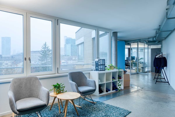 Vollausgebaute & bezugsbereite Bürofläche direkt an der Limmat in Zürich-Wipkingen 11