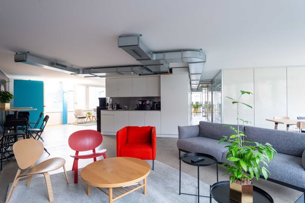 Vollausgebaute & bezugsbereite Bürofläche direkt an der Limmat in Zürich-Wipkingen 13