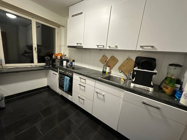 Moderne 1-Zimmer-Wohnung mit Balkon und Aufzug in Schaffhausen 2