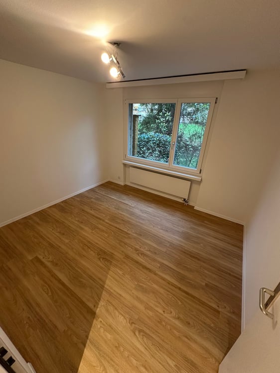 Exklusive 1.5-Zimmer Gartenwohnung mit Wintergarten & Cheminée 10