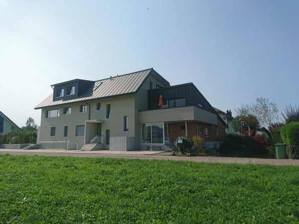 Moderne 1.5-Zimmer-Dachwohnung mit Bergblick (15 Minuten nach Zürich) 20