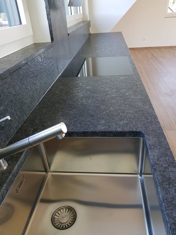 Moderne 1.5-Zimmer-Dachwohnung mit Bergblick (15 Minuten nach Zürich) 7