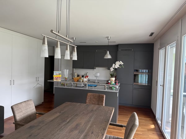 Moderne 1.5-Zimmer-Wohnung mit Balkon und Garage in Winterthur 1