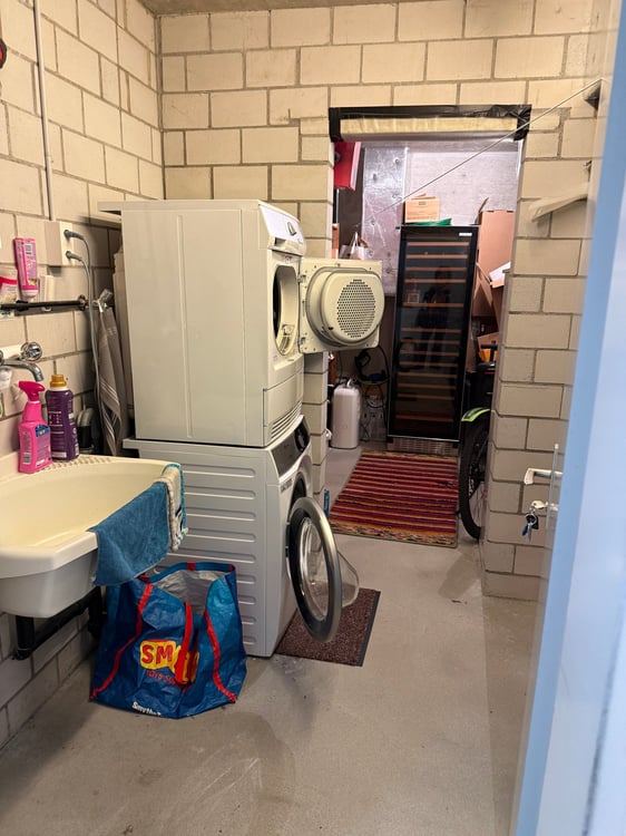 Moderne 1.5-Zimmer-Wohnung mit Balkon und Garage in Winterthur 11