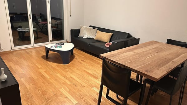 Charmante 1.5-Zimmer-Wohnung mit Balkon in Bern 1