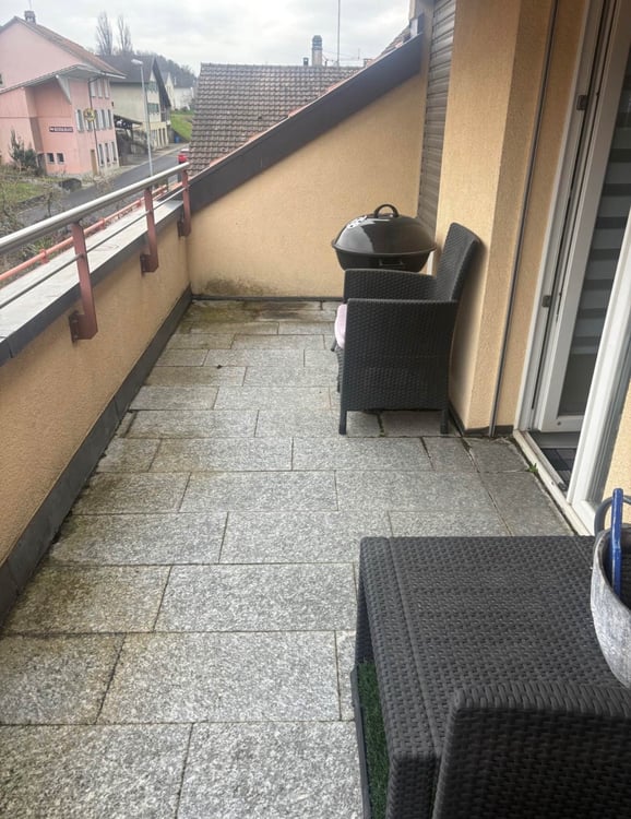 Appartement 1.5 pièces lumineux avec balcon à Chabrey 5