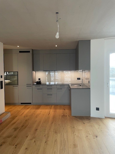 Erstbezug: Moderne 1.5-Zimmer-Neubau-Wohnung in Buchs ZH 1