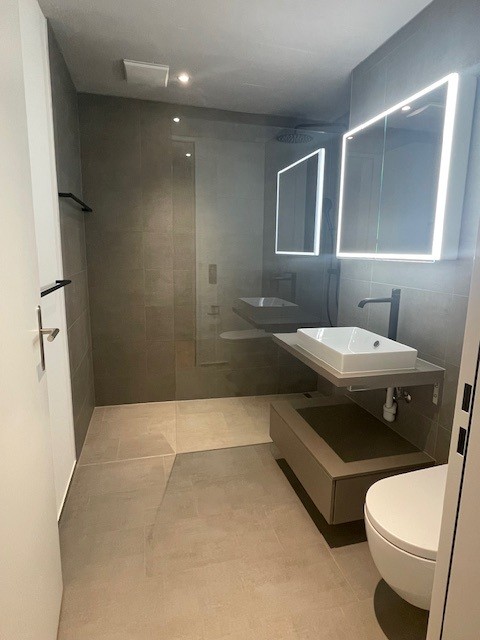 Erstbezug: Moderne 1.5-Zimmer-Neubau-Wohnung in Buchs ZH 4