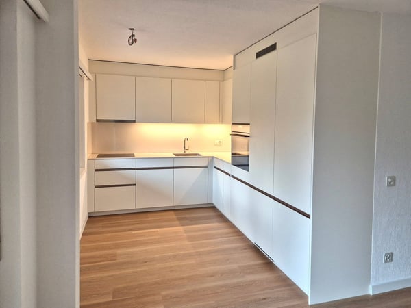 Helle 1.5 ZWG mit Wintergarten - Erstvermietung nach umfassender Überholung 2