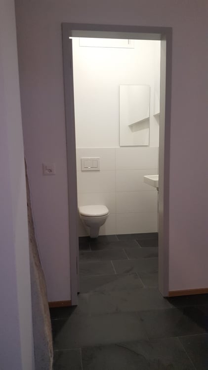 Charmante 1.5-Zimmer-Maisonette in historischer Mühle mit Seesicht 10