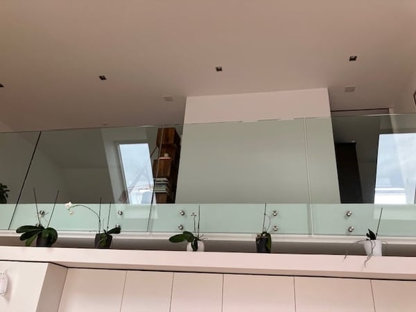 Suchen Sie etwas Besonderes? Grosszügige sonnige Maisonette-Dachwohnung nahe Novartis-Campus 6