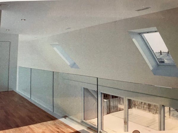 Suchen Sie etwas Besonderes? Grosszügige sonnige Maisonette-Dachwohnung nahe Novartis-Campus 4