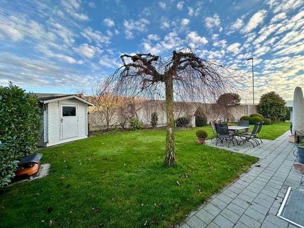 1.5-Zimmer-Reiheneckhaus mit grossem Garten 2