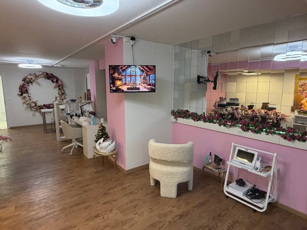 Verkauf Beauty Studio inkl. GmbH – komplett neu aufgebaut, zentrale Lage Kriens 6
